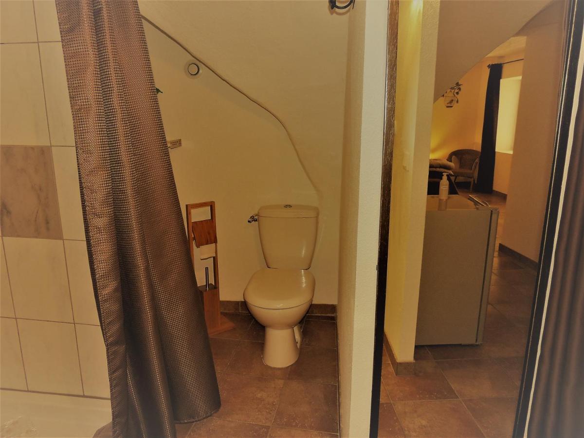 Chambres D'Hotes La Dorgisane Venterol  Екстер'єр фото